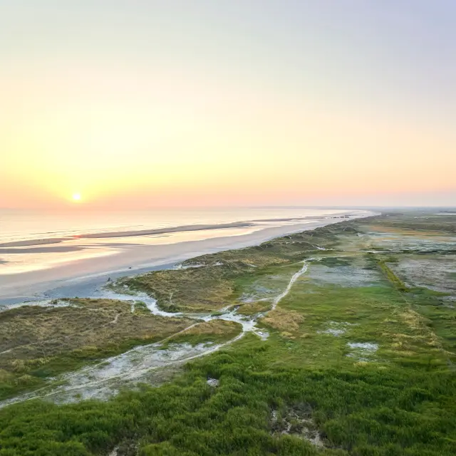 Coucher de soleil sur la plage de Tréguennec