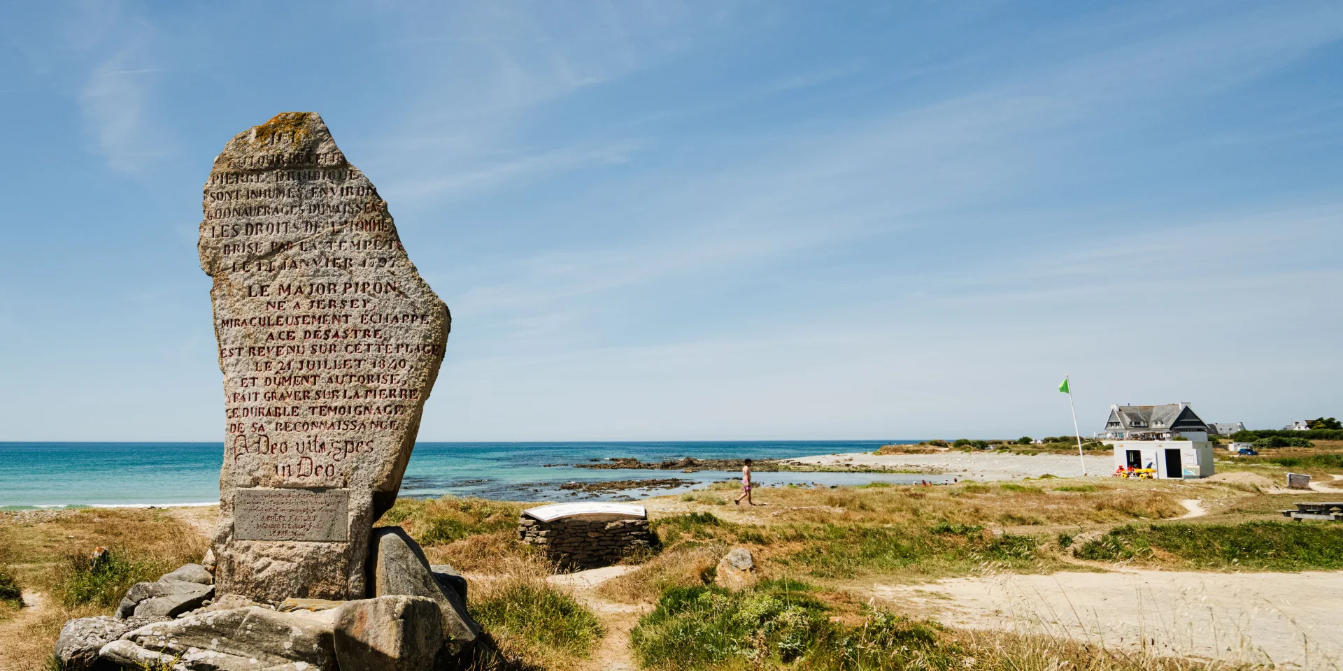 Menhir des Droits de l'Homme - Plozévet