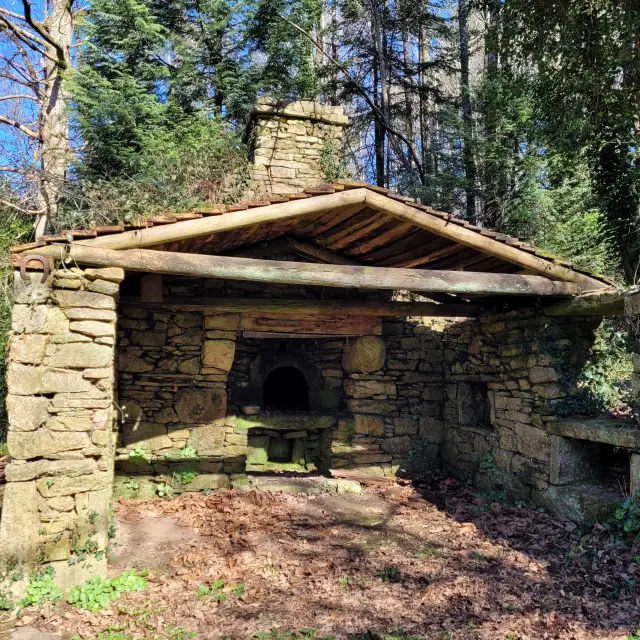 Four à pain sur le circuit des moulins à Pouldreuzic