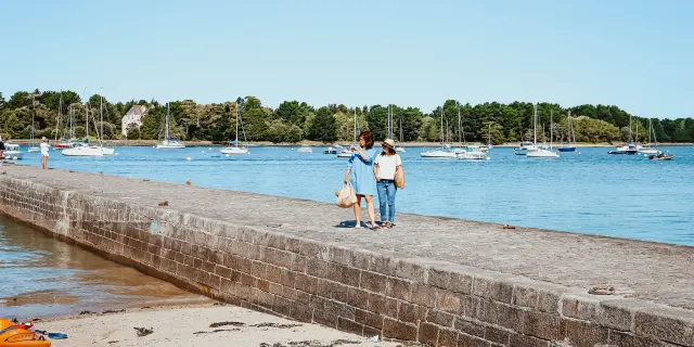 A walk around the port of Ile-Tudy