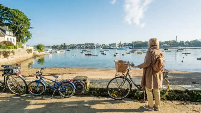 vélo sur le port de Sainte-Marine - Combrit