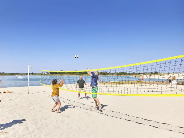 Volley-ball sur la plage des 4 Vents à Lesconil