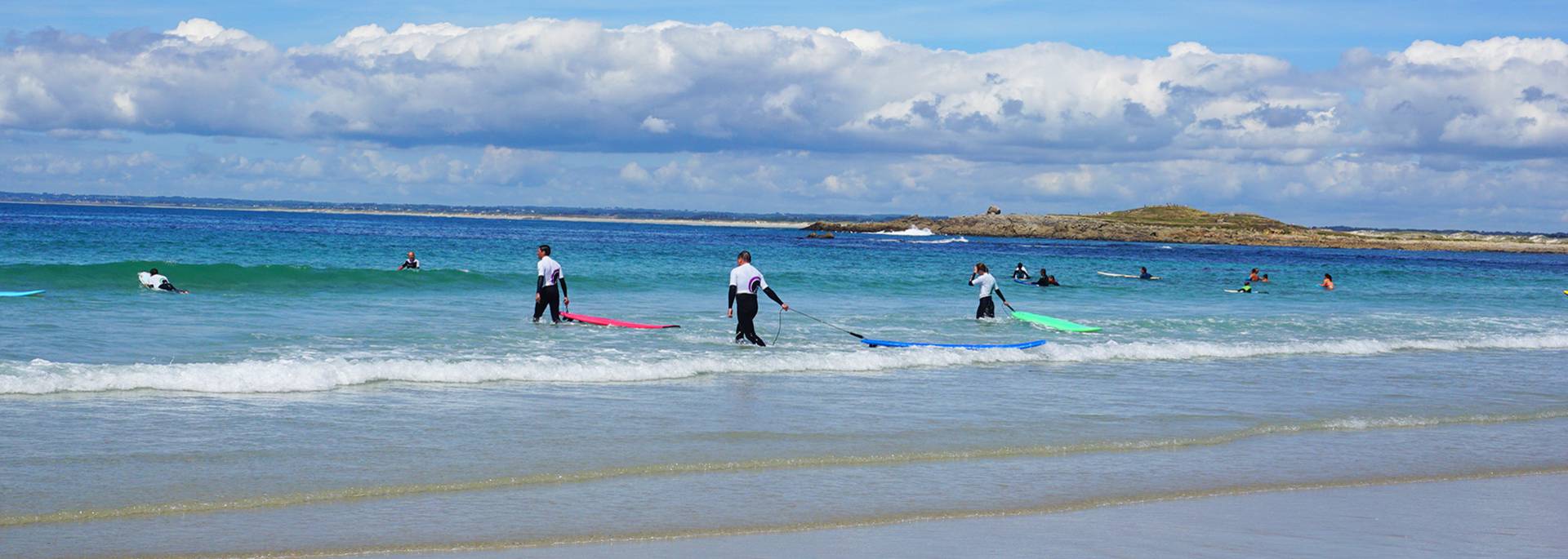 Surfing at Pors Carn near La Torche, Pays Bigouden © E Cleret