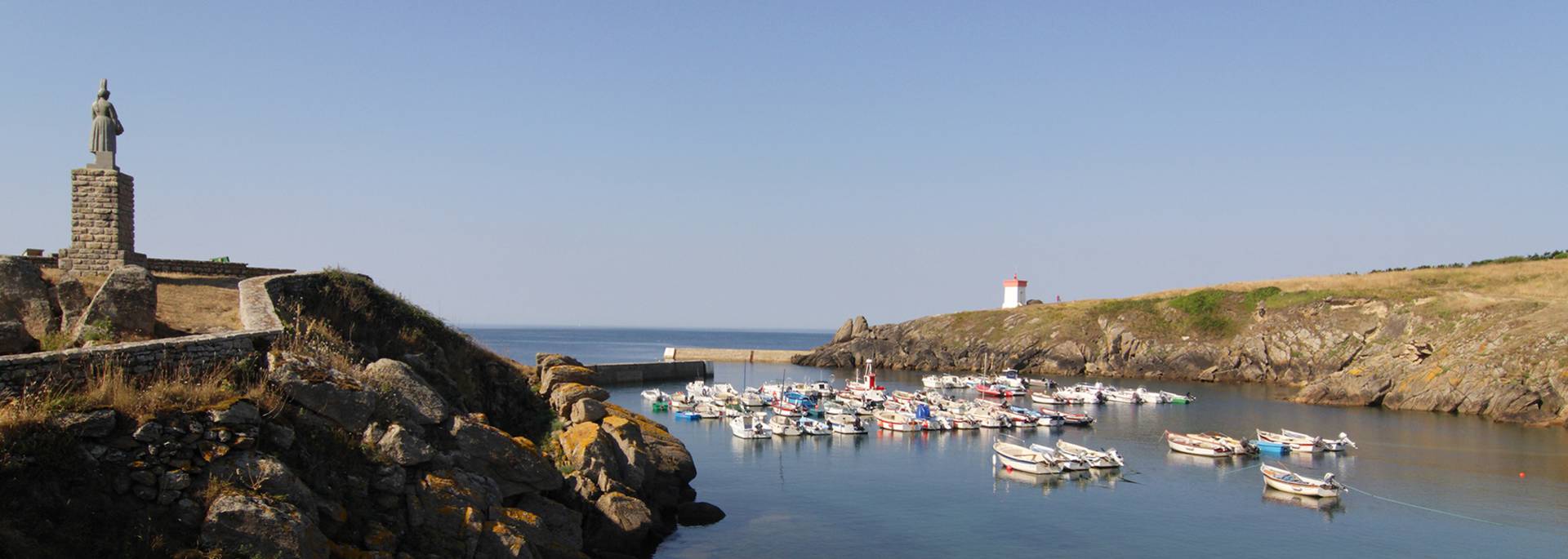 The little harbour of Pors Poulhan © OTHPB