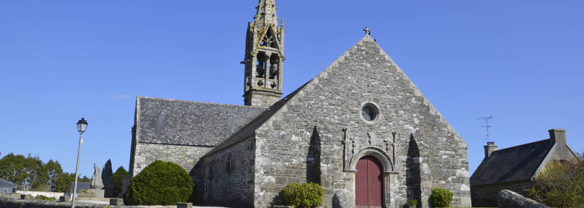 Eglise Saint Annouarn © M Hamel