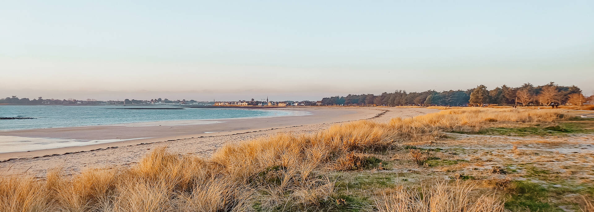 coucher de soleil sur la plage à l'Île-Tudy © E Cléret