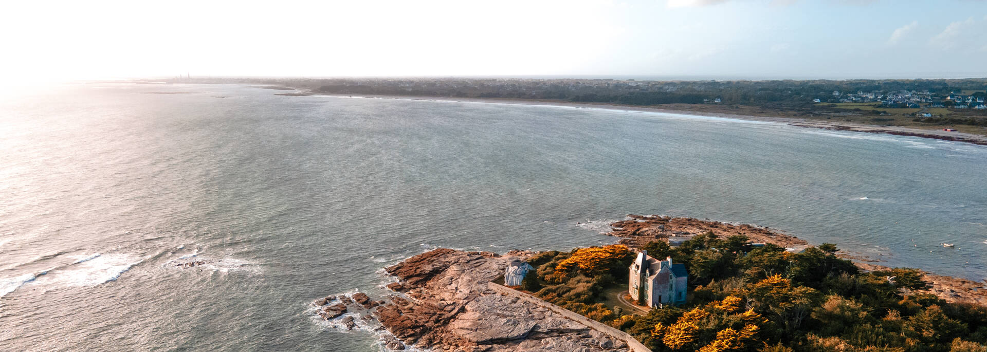 Se balader sur la pointe de Men Meur au Guilvinec © Entre Deux Pôles