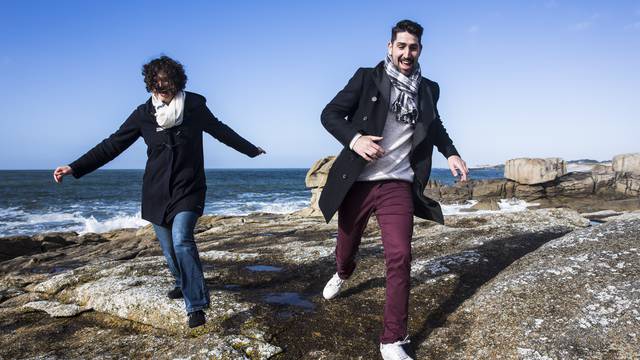 Let your hair down in Lesconil, Pays Bigouden © Y Derennes