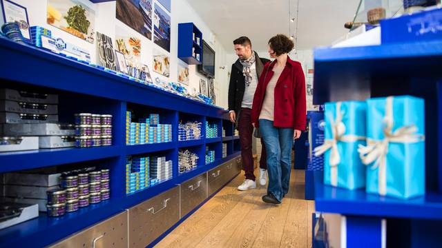 Shopping in Pays Bigouden © Y Derennes