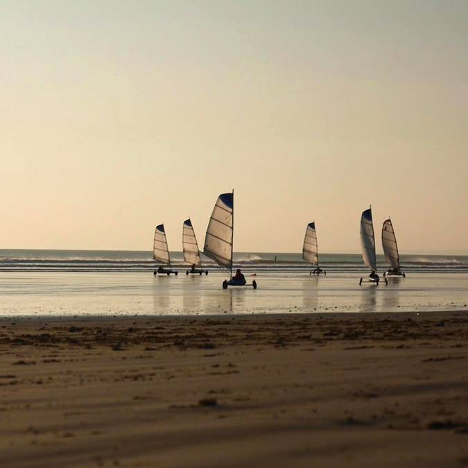 Sand-yachting at Penhors, Pays Bigouden © Air Pixel Concept