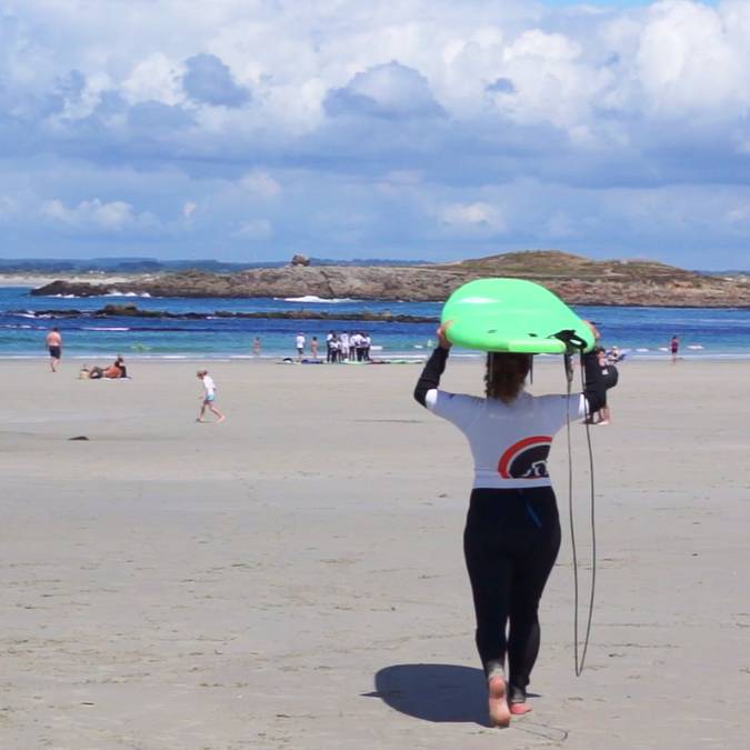 My first surfing lesson in Pays Bigouden - heading for the waves © E Cléret