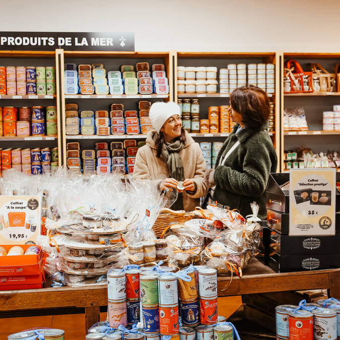 La Biscuiterie de Pont l'Abbé c'est un peu le paradis des "lichous"...