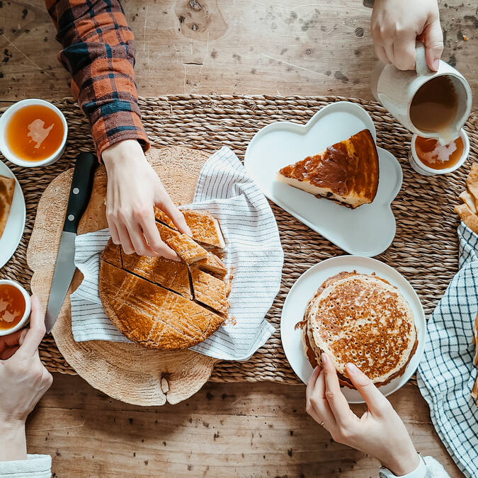Goûter bigouden avec kouign, crêpe, far breton et gâteau breton © E Cléret
