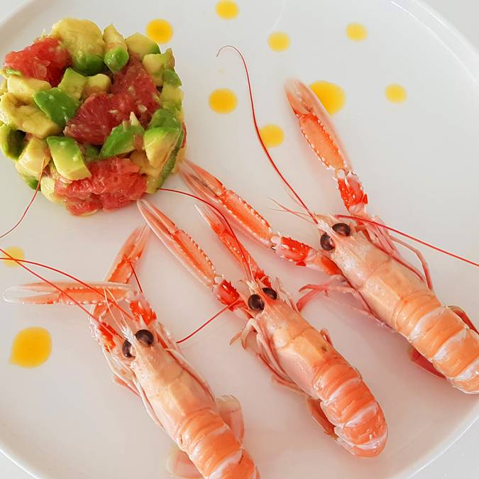 Enjoy local speciality foods !